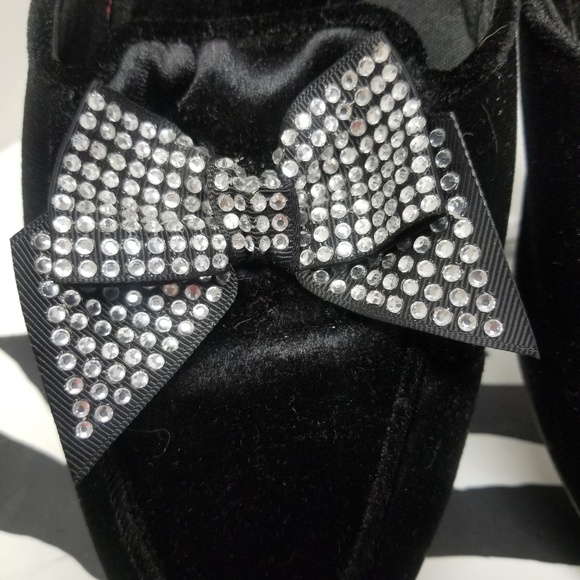 Victoria's Secret Black  Rhinestones Slippers - Picture 8 of 8
